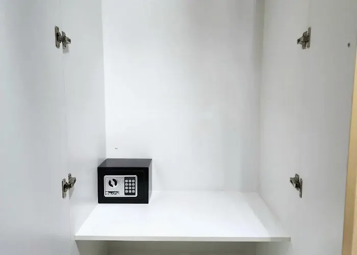 Apartamento High-tech At Grass Residences -2 Persons Only, Quezon Manila