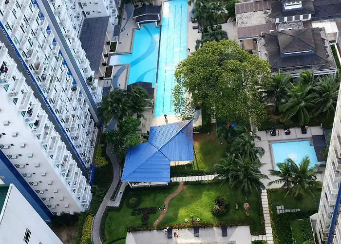 High-tech At Grass Residences -2 Persons Only, Quezon *