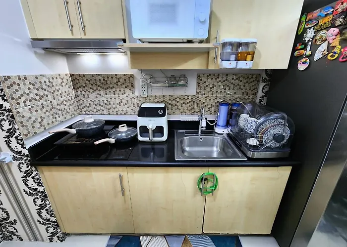 High-tech At Grass Residences -2 Persons Only, Quezon Manila