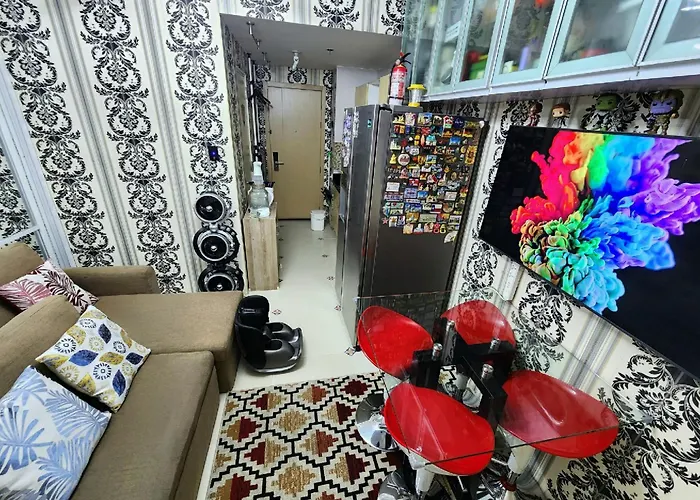 High-tech At Grass Residences -2 Persons Only, Quezon *